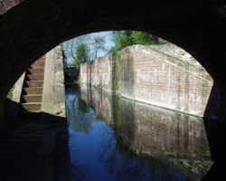 wildmoorway lock in water - T&S Canal