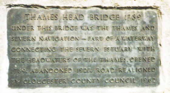 Thameshead Bridge Plaque